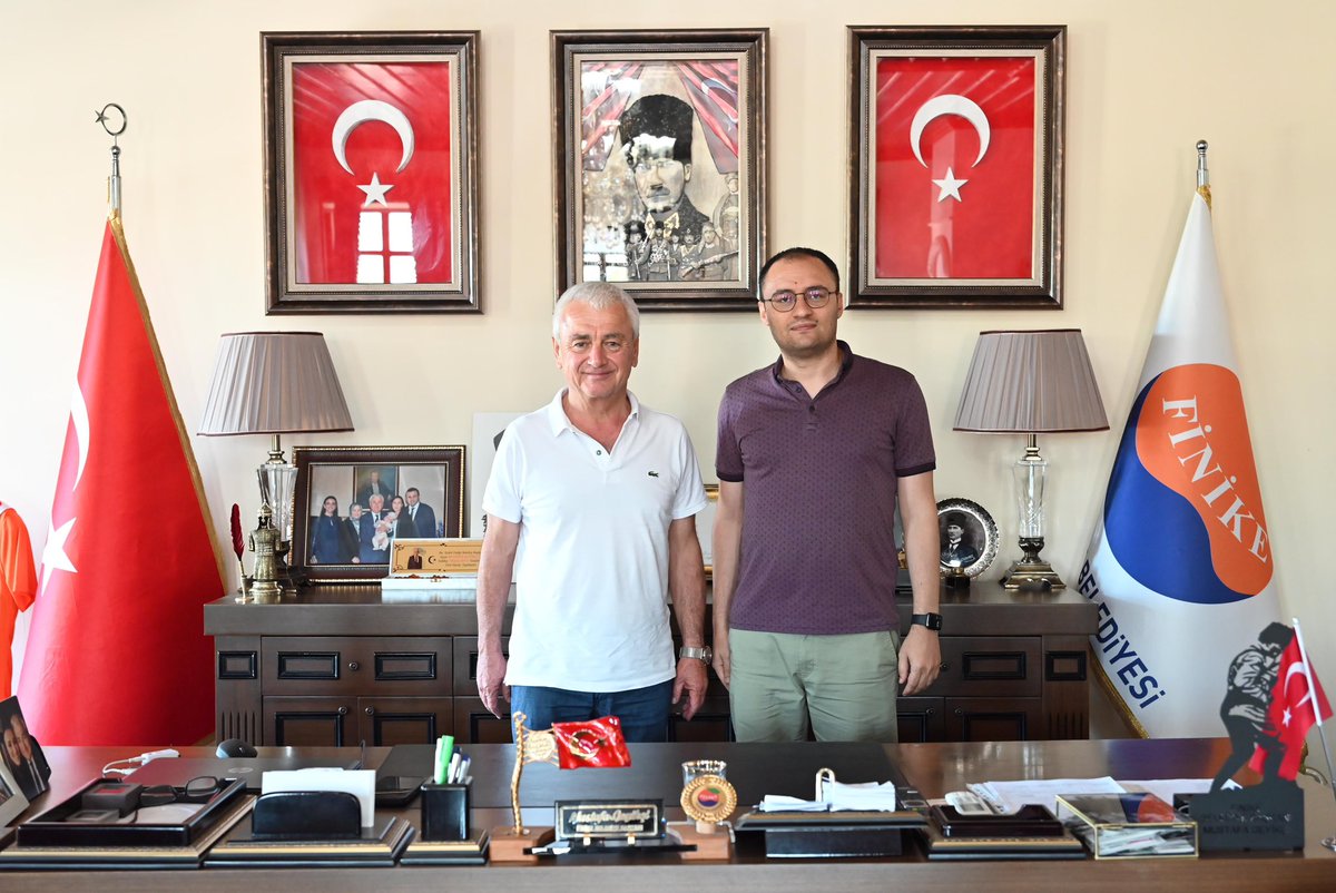 Belediyemizi ziyaret eden Cumhuriyet Başsavcımız Emre Kaya’ya nazik ziyaretleri için teşekkür ediyor, yeni görev yerinde başarılar diliyorum.