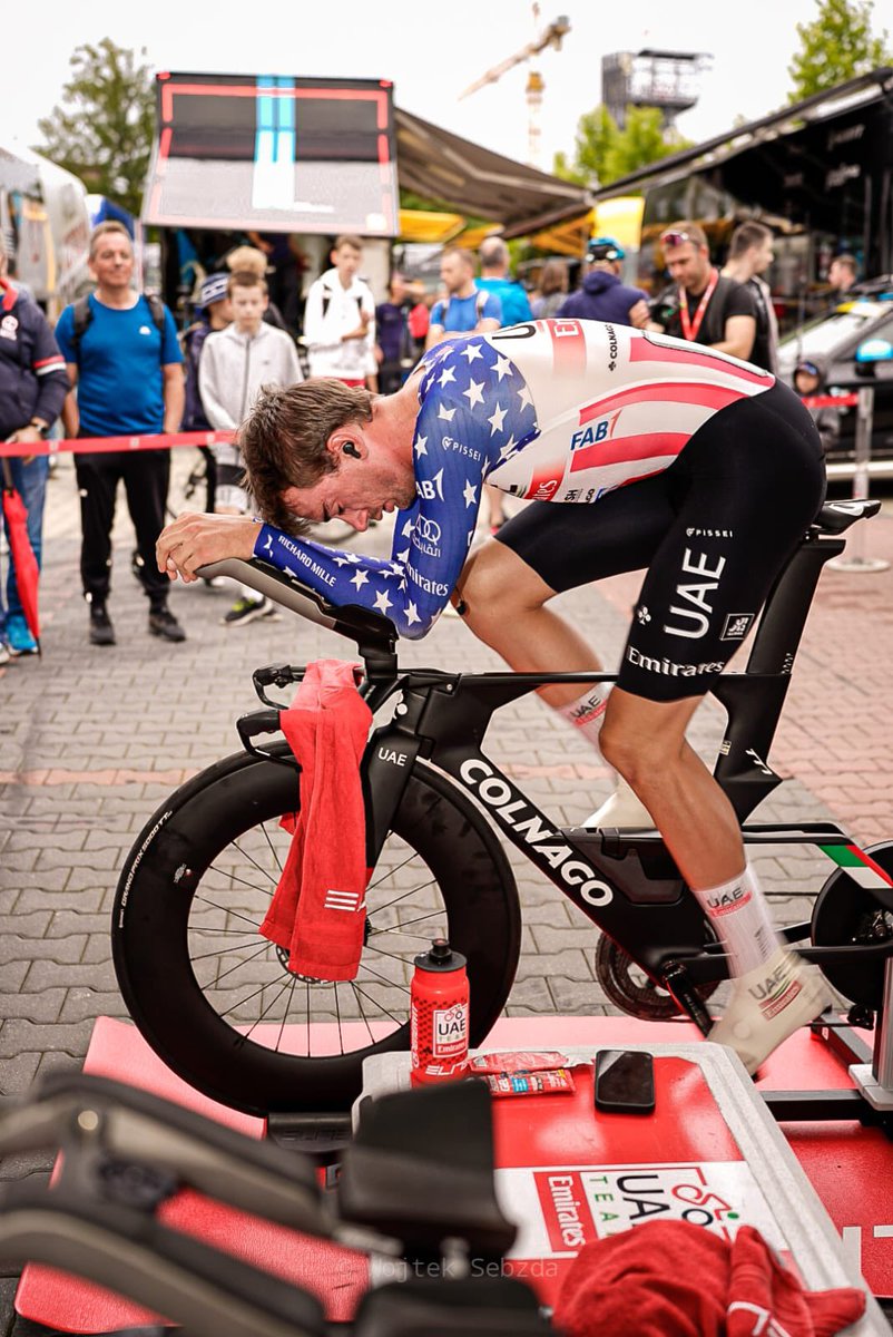 😍Our 🇺🇸 TT champion <a href="/BrandonMcNult/">Brandon McNulty</a> .

📸 : <a href="/wojtek_sebzda/">Wojtek Sebzda, Ph.D.</a> 

#UAETeamEmirates #WeAreUAE
