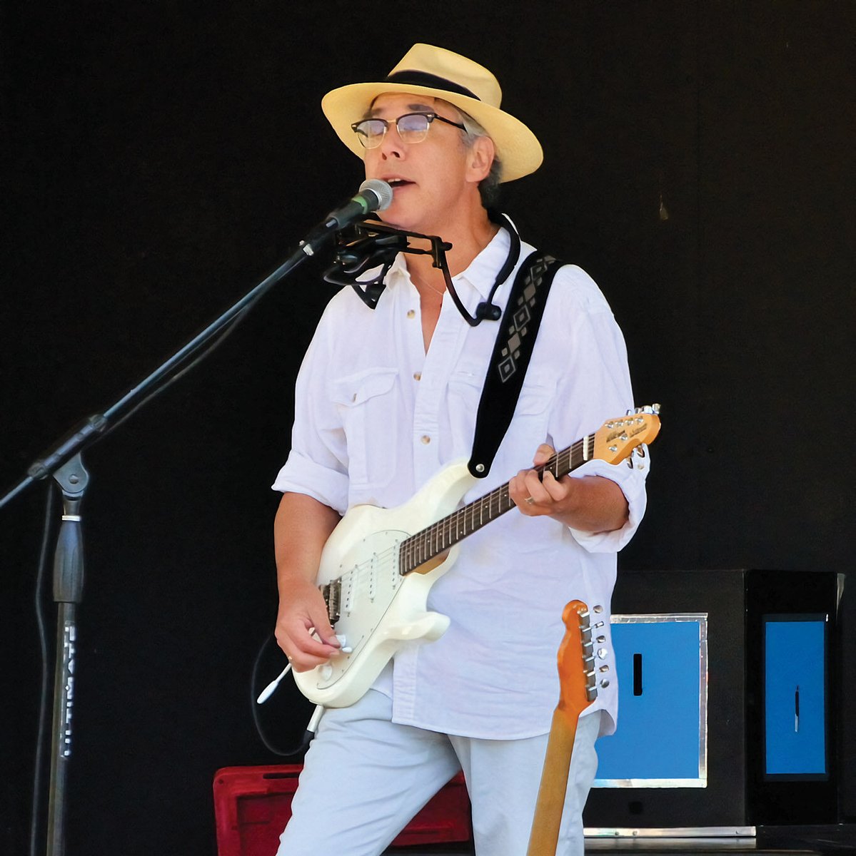 haldimandpress's tweet photo. Local music legend Mark LaForme has passed away, leaving behind a legacy of kindness, generosity, and great performances at a variety of venues and events over the years.

For more: https://t.co/5ZshqT9O0k https://t.co/IlOFIqnxKd