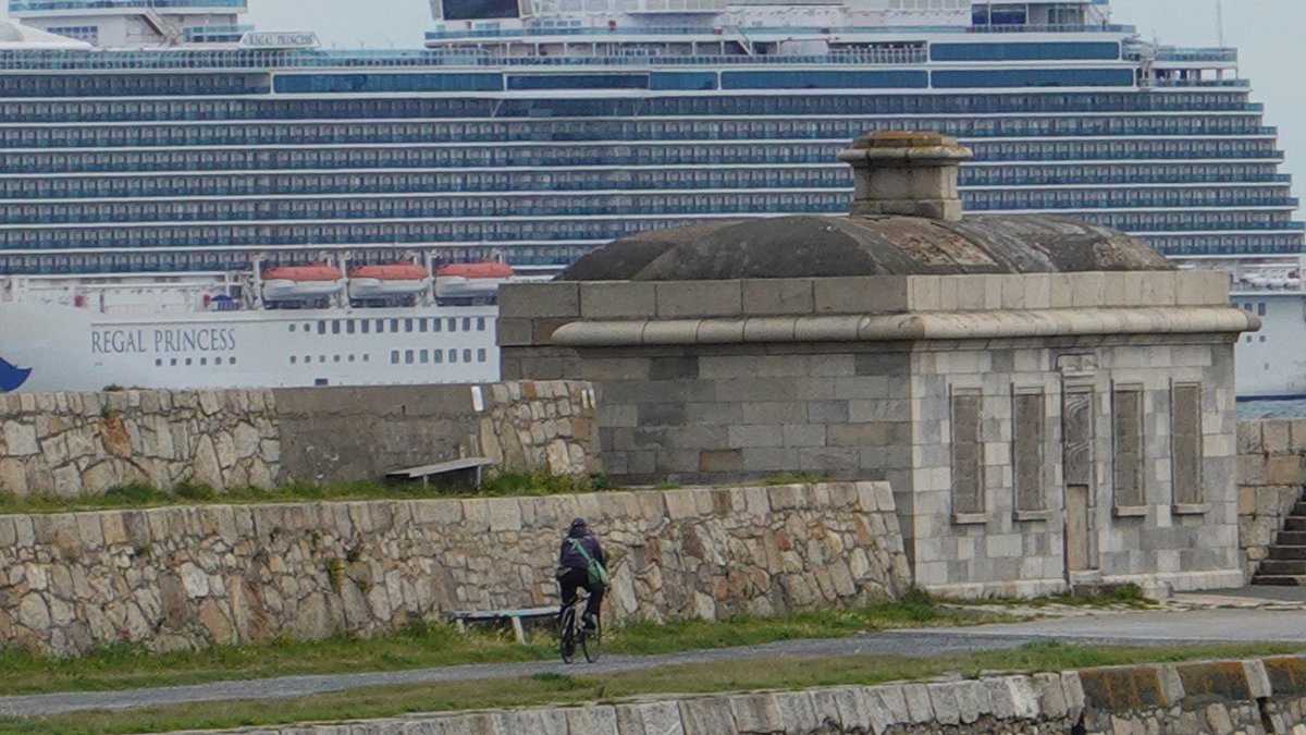 3 August 2023, Dun Laoghaire, Co. Dublin
That monster has even a mega screen on top so that no passenger will ever even look at the Dublin Bay 

 #heritage & #environment #Dublin #DunLaoghaire #LoveYourHeritage #Heritageweek2023 #CruiseShip