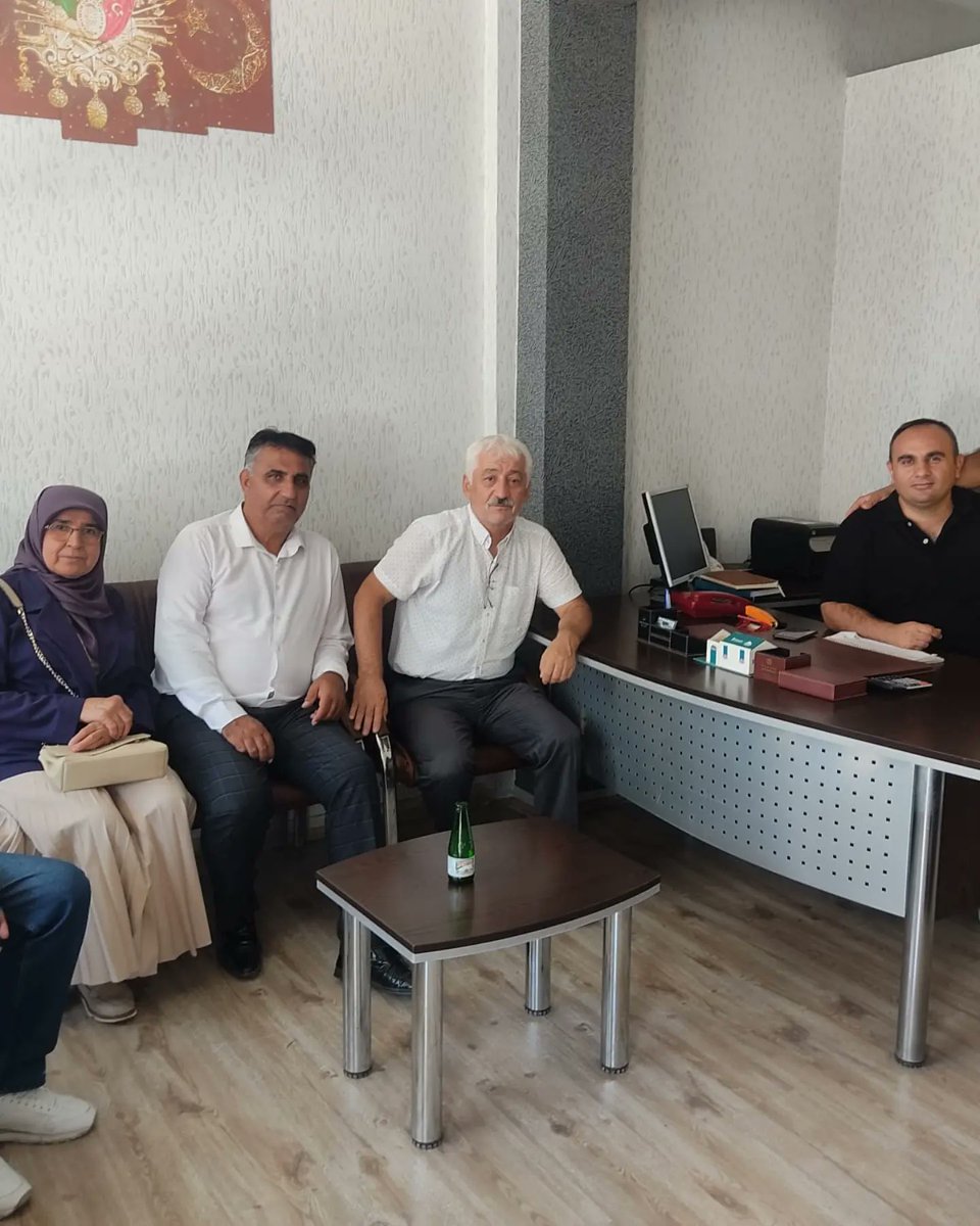 İlçe Yönetim Kurulu Üyelerimiz ve Belediye Meclis Üyelerimizin katılımlarıyla Sincan Esnafımız ziyaret edilmiştir.