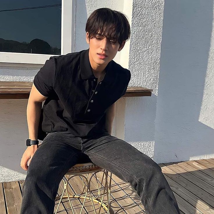 hi hello 👋 ! im euriqa<⁠(⁠￣⁠︶⁠￣⁠)⁠>. im looking po for interactive moots ෆ⁠╹⁠ ⁠.̮⁠ ⁠╹⁠ෆ

— she/her , filo , '09 , isfp
— new to #stantwt / #kpoptwt 
— multistan [ svt &amp; trsr ult !! ]
— all fandoms are welcome૮₍ ˶ᵔ ᵕ ᵔ˶ ₎ა

♡/↻ are vv much appreciated!