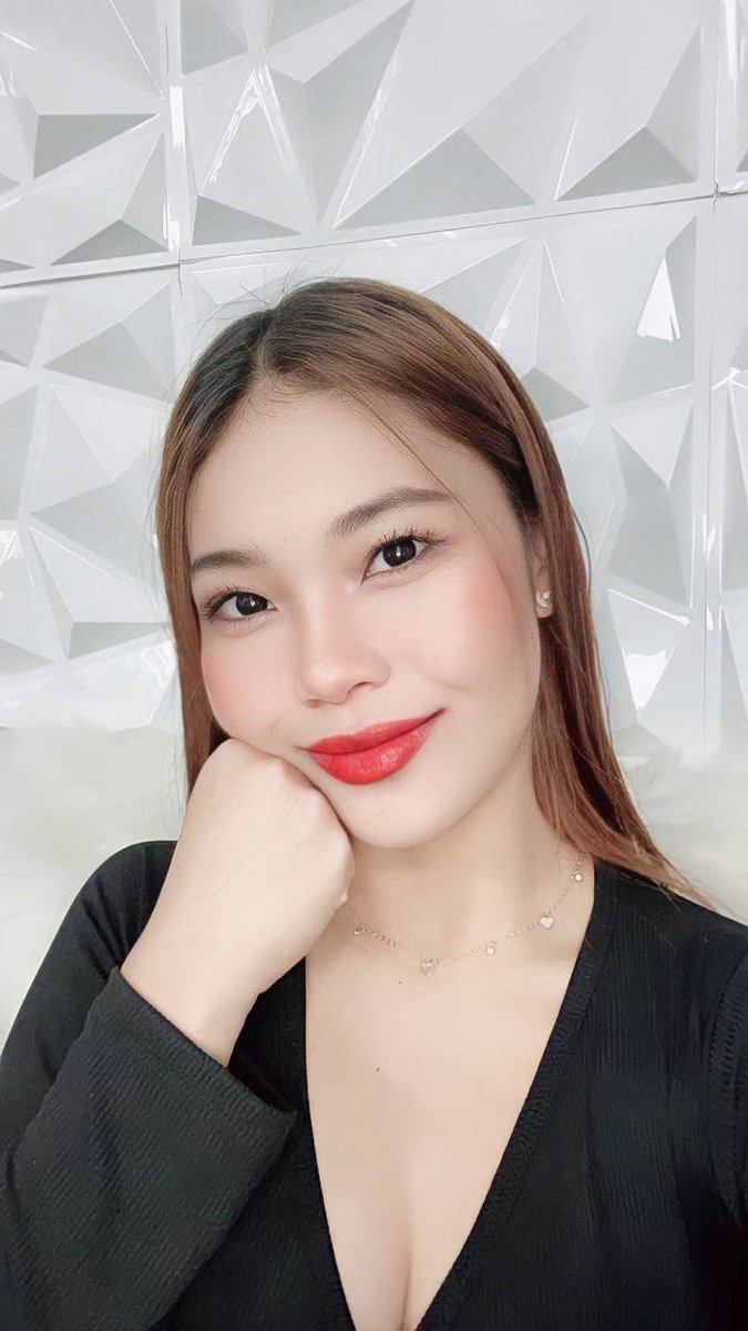 Pause and remember - Every moment is a choice . Every thought , word and deed is creating your future, Choose wisely and positively