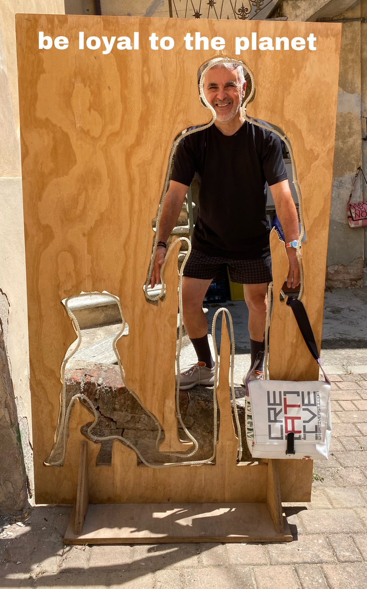 CutCanvasDesign's tweet image. Be loyal to the planet #shape @CREATIVEASTI  art  @CutCanvasDesign