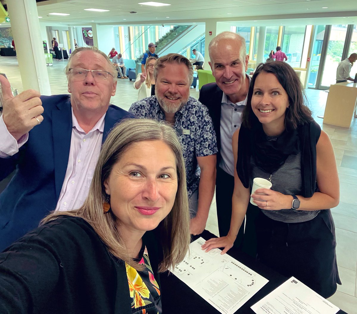 brenda_slomka's tweet photo. When you get to work with such lovely and engaged colleagues, coming to work is really wonderful. 

Thankful for this crew. 

@AlgonquinARIE #ACResearch https://t.co/8T92JRUZGl