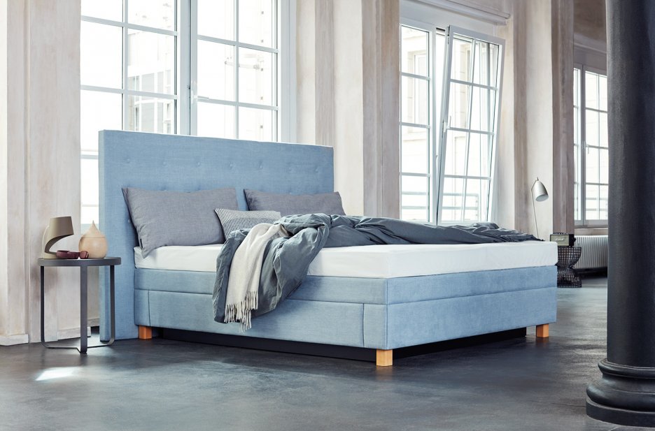 AkvaItalia's tweet photo. Letto Nordic Select: moderno design a molle all'esterno, comfort senza compromessi all'interno. Altezza maestosa, cassetto integrato. Il massimo benessere per le tue notti.

#LettoNordicSelect #ComfortSenzaCompromessi #DesignModerno #LettoAdAcqua #Frescodestate #Akvaitalia https://t.co/p1r4saVHmB