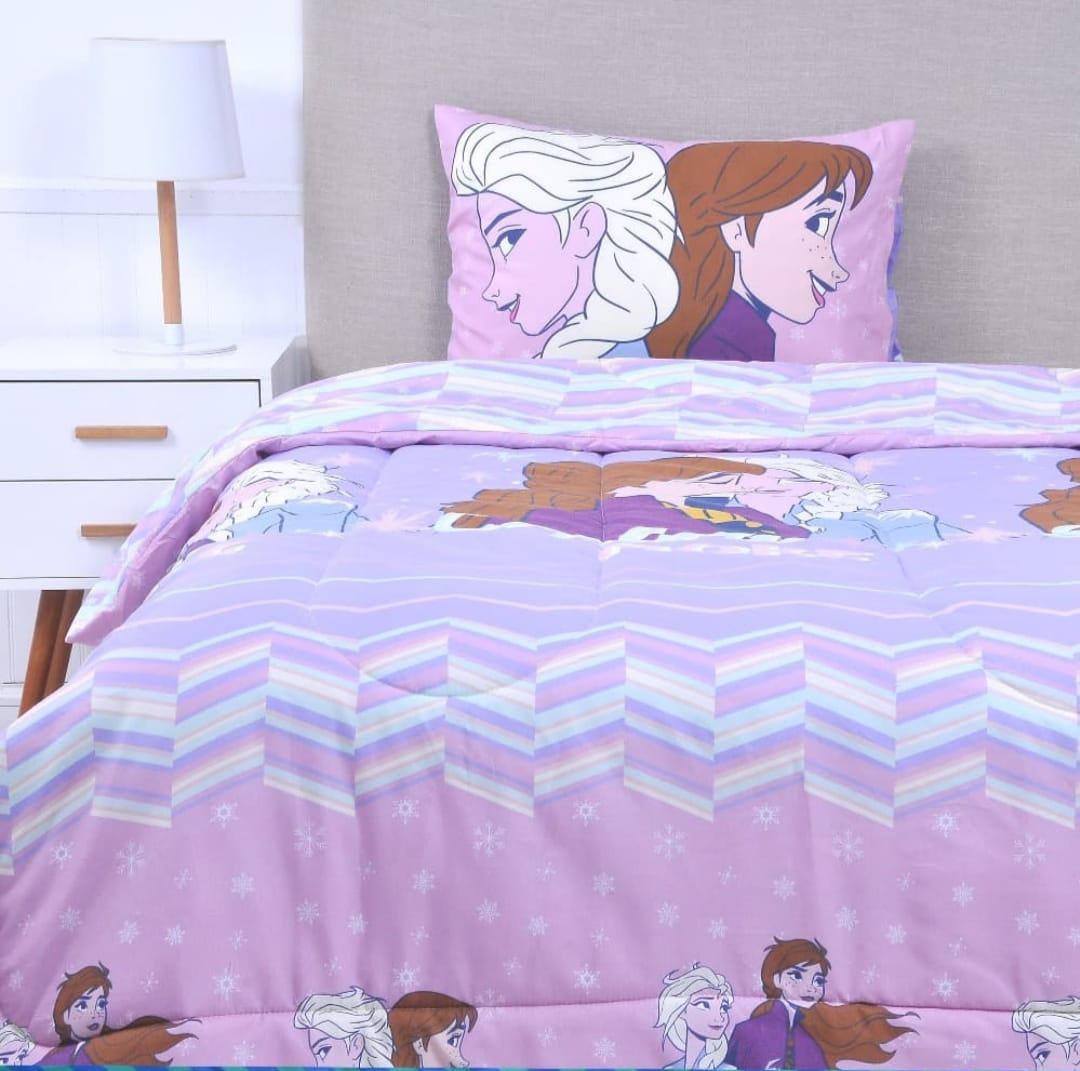 LaLiguaNoticias's tweet image. Ya viene el Día del niñ@!! 📷📷

En nuestra tienda de #HomeStore podrás encontrar una amplia línea de productos Disney, tales como plumones, sábanas, mantas y bajada de cama 
Uribe 167 local 4, frente al conservador de bienes raíces en La Ligua

📷 wa.me/56983367411