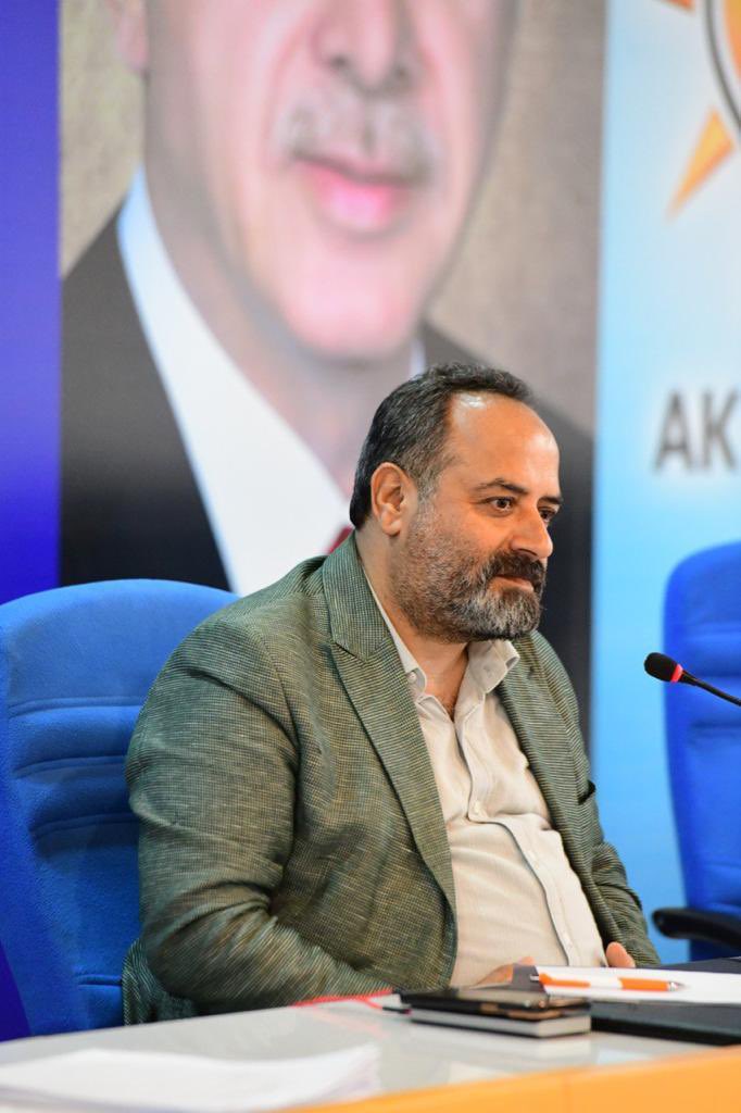 muratcetin27's tweet photo. 📍@AKPartiG_Antep 

AK Parti Gaziantep İl Tanıtım ve Medya Başkanımız Sayın Arif Kurt ile beraber İlçe Tanıtım ve Medya Başkanlarımızla bir araya geldik.

Teşkilatımızın yaptığı çalışmaları vatandaşlarımızla buluşturacak güçlü bir ekibimiz var.

Toplantımızın, hayırlara vesile olmasını diliyorum.

@ArifKurt1