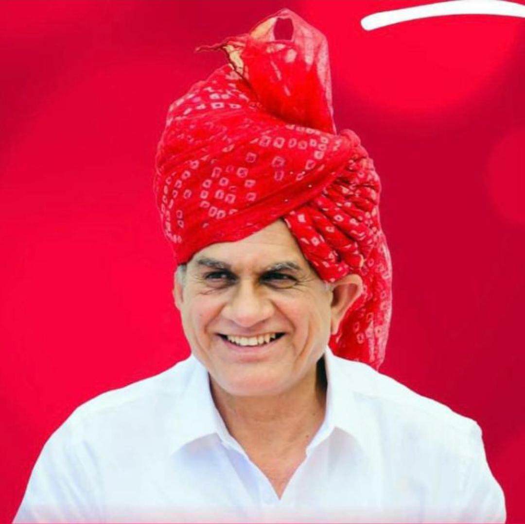 prakharvishnoi's tweet photo. किसी को नीचे गिराने से पहले ये जरूर सोचें कि हम कहा खड़े है....!!

@bishnoikuldeep @bbhavyabishnoi @Devendraburia #समाज_हितेषी_देवेन्द्र_बुड़िया https://t.co/VWXuLK6Ce6