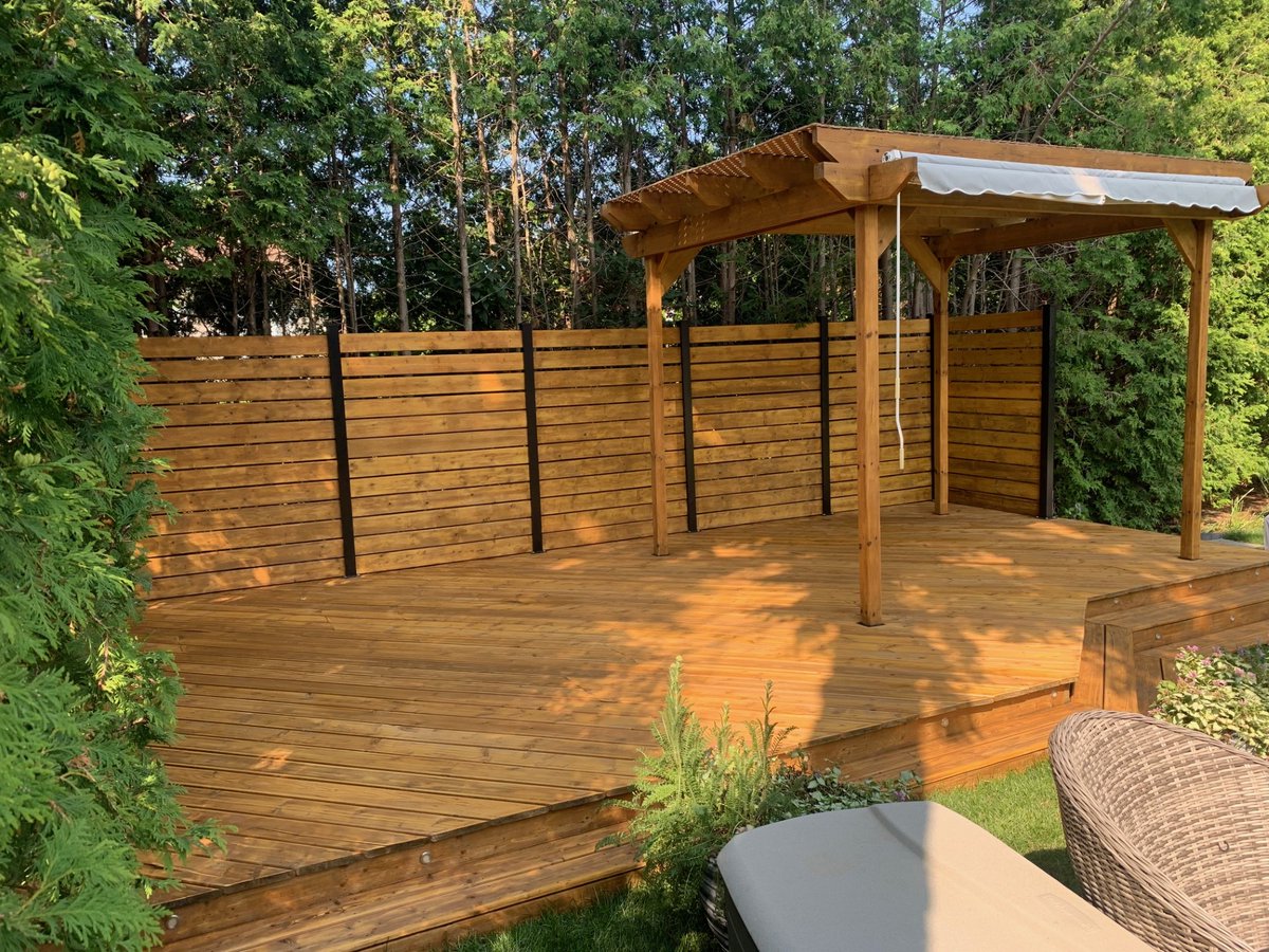DeckGoose's tweet photo. Customer wanted the most natural looking shade of stain that provided protection for the wood. Mission accomplished. Stain purchased from @StandardPaintWP https://t.co/9m49PotXDl
