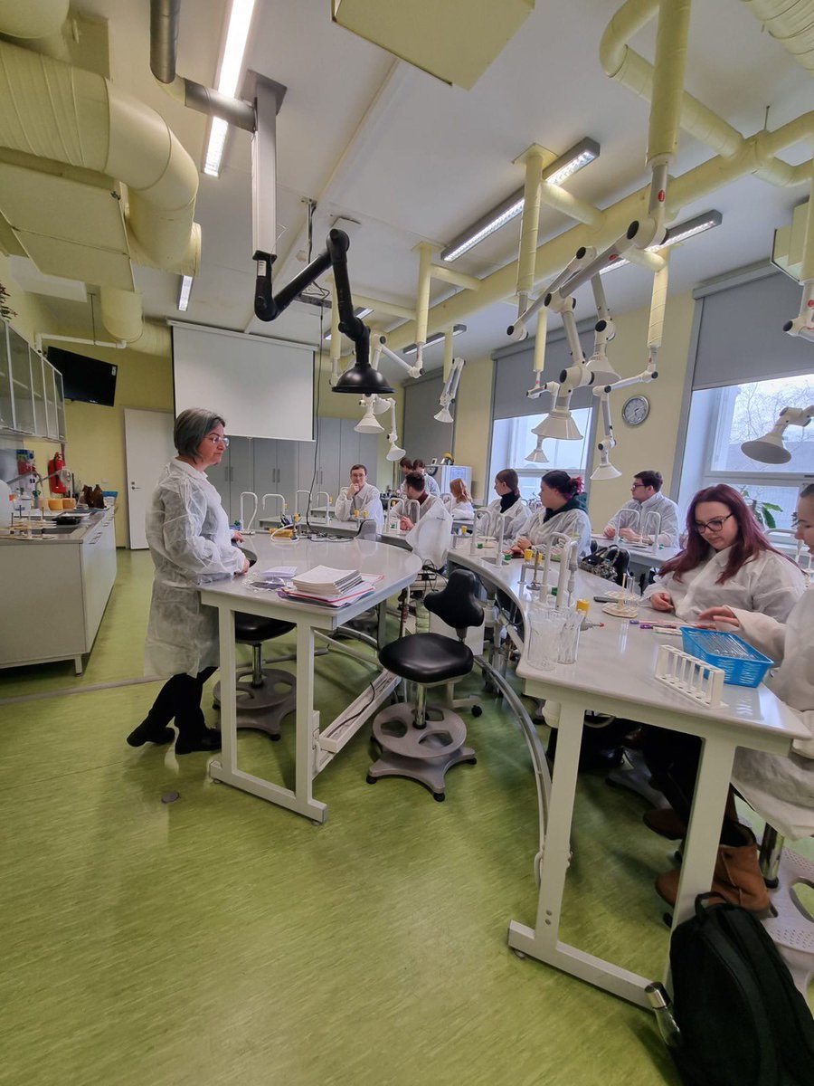 IsuErasmus's tweet photo. Our head of Biomedical Engineering department, Pınar Çakır Hatır, participated in Erasmus Staff Mobility at Tallinn University, Estonia and attended classes within teaching mobility. We thank our professor for sharing her experience with us. 👩🏻‍🔬🇪🇺🇹🇷🇪🇪 #erasmusstaffmobility https://t.co/nADrb0UBUh