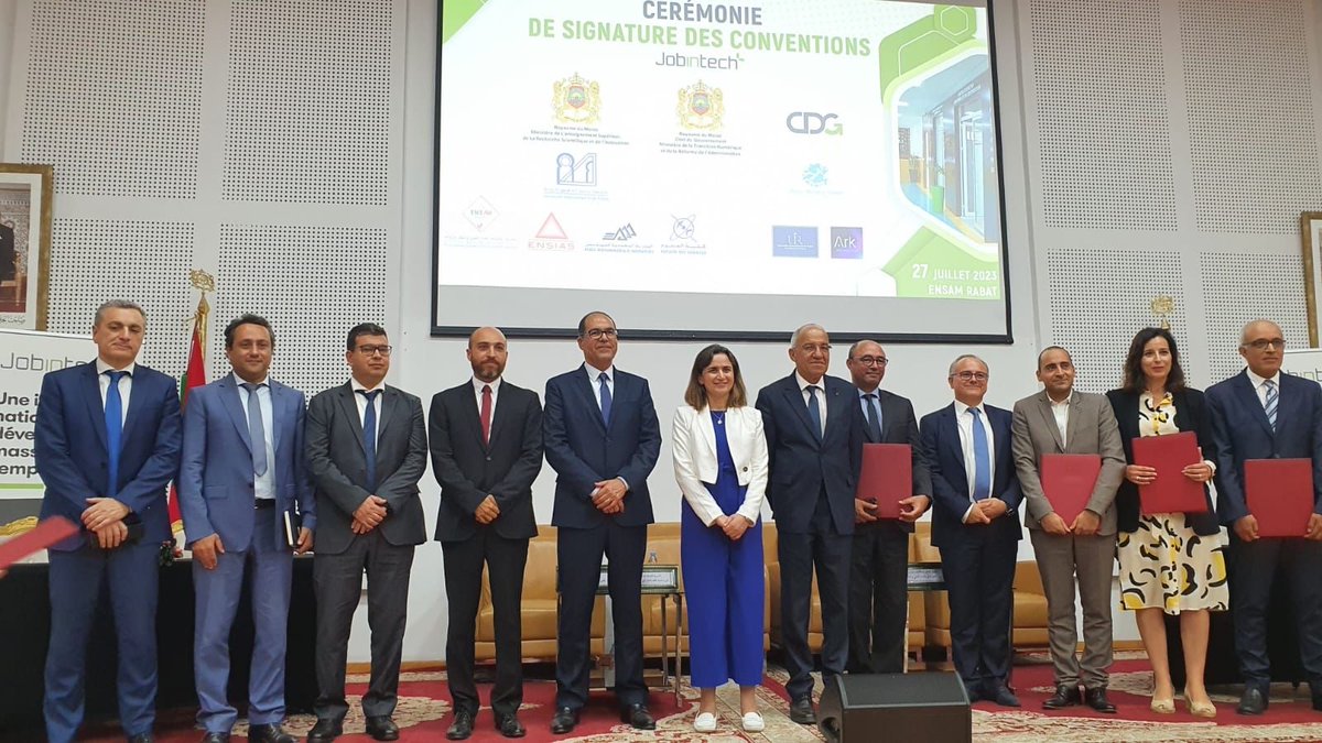 Capgemini_Maroc's tweet photo. #CapgeminiTSMaroc et #MarocNumericCluster s'unissent pour le projet #JobInTech ! Cette collaboration vise à former les étudiants aux métiers du digital et à construire un avenir prometteur dans le monde numérique. https://t.co/FJzuV7n3HC