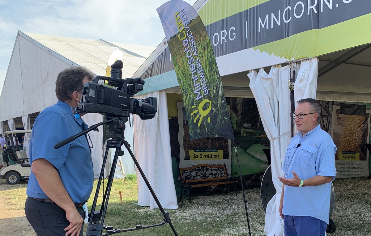 Robert White tweet media