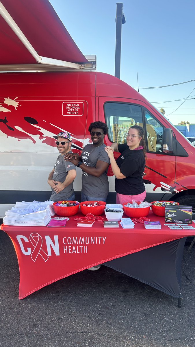 CANCommHealth's tweet photo. PHOENIX, AZ: On Fri, Augt 4th, join our #CANphoenix team at #FirstFriday on #RooseveltRow. Our mobile unit will be located at 116 E Roosevelt St in #PhoenixAZ from 6pm-11pm offering free health screenings including #HIV #testing. Stop by @RooseveltRowCDC to #KnowYourStatus https://t.co/MgRme4KRmH