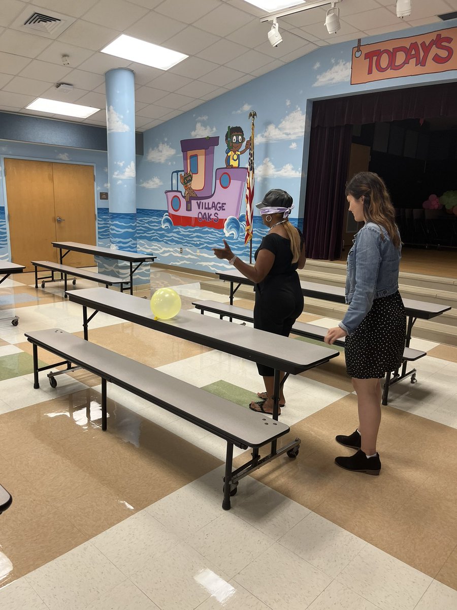 Lauren Barton tweet media