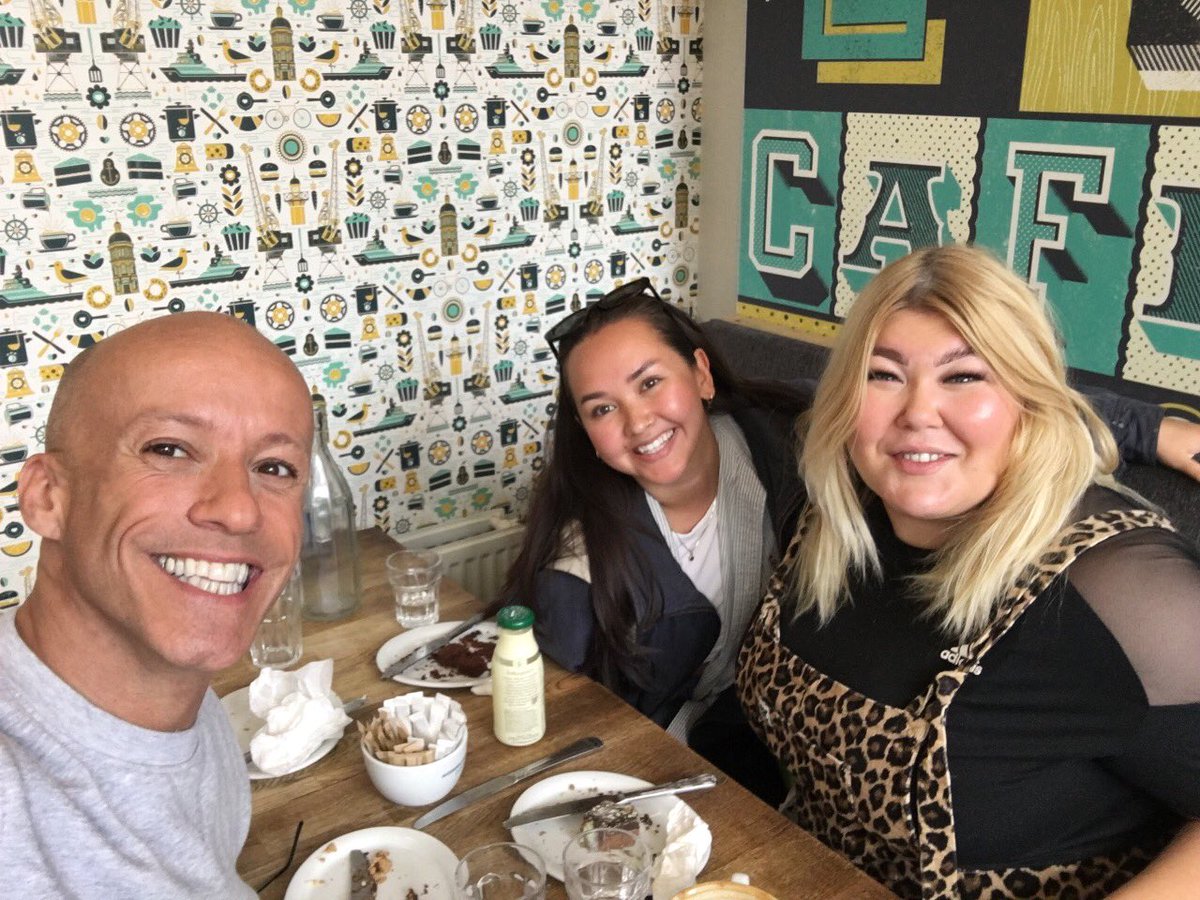 Lovely catch up brunch with these two for the start of <a href="/edinburghfest/">Edinburgh Festival — 2025</a> <a href="/TheTraitorsUK/">The Traitors UK</a> <a href="/BBCOne/">BBC One</a> <a href="/studiolambert/">Studio Lambert</a> ❤️🎥🕵🏻‍♂️ 🗡