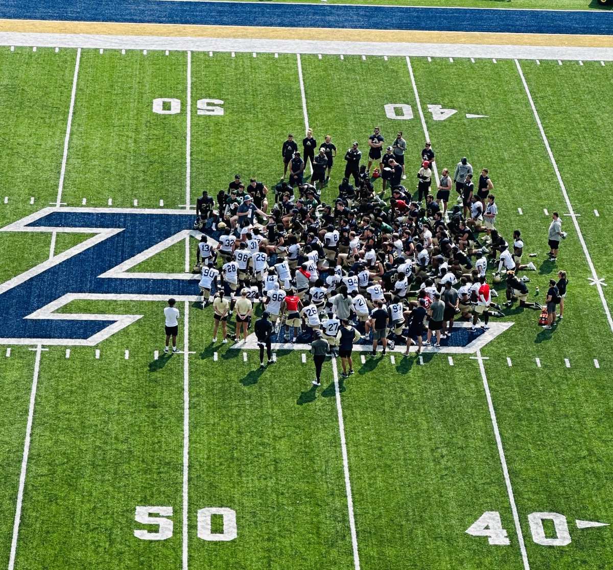 Another great day with ⁦@ZipsFB⁩ - momentum carrying over from the end of last season into spring ball. #GoZips