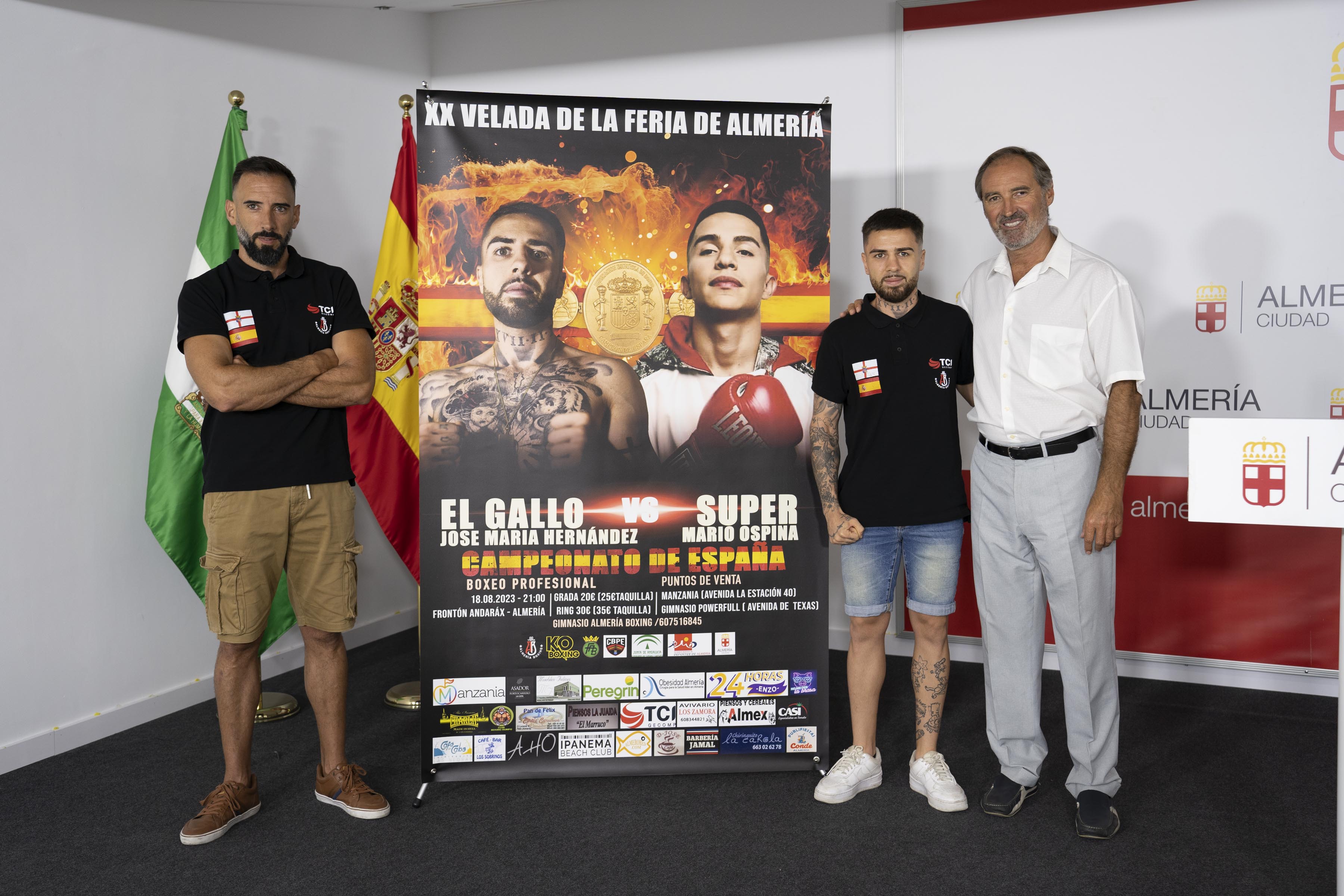 La EDM Almería Boxing acerca este deporte a niños y jóvenes desde