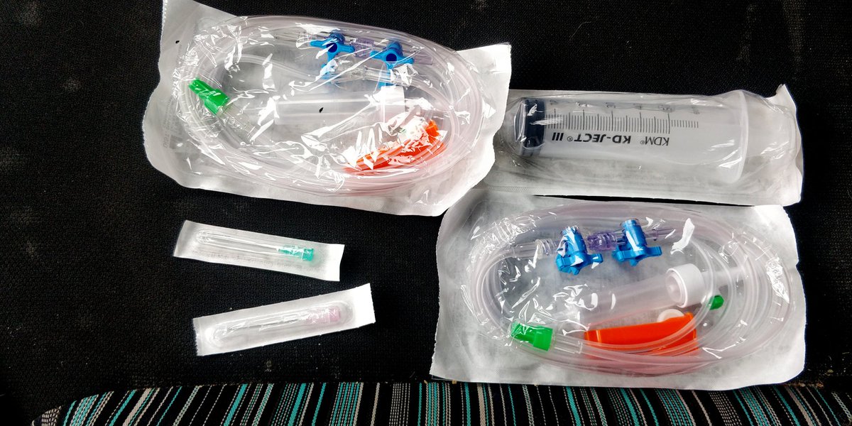 DelphineAldrine's tweet photo. Guess what i just buyed today from the clinic ?;) #boobjob #expanderimplants #xlimplants coming ;) https://t.co/GbJrn0ZoKa