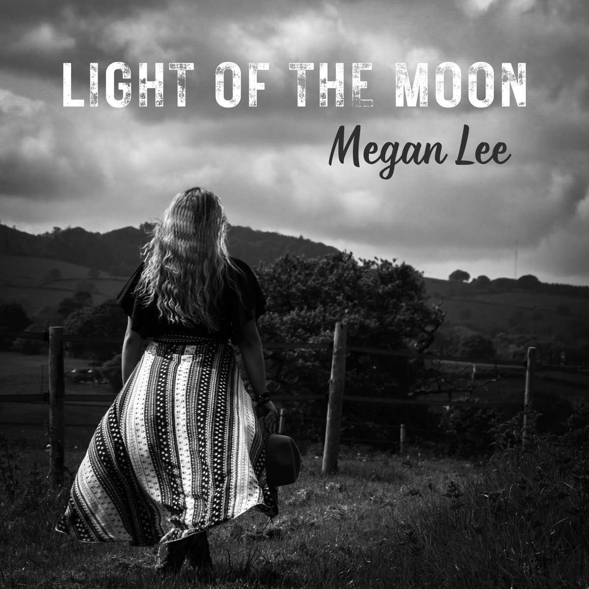 So it’s PREMIER DAY!! Check out the official video to my new single LIGHT OF THE MOON. What do you think guys??

youtube.com/watch?v=Mo0e68…
#musicvideo #countrymusic #americana #originalmusic #wrexhamcity #wrexhamtown #wrexhamfc #theracecourse #northwales #typawb #cymraeg #YouTube