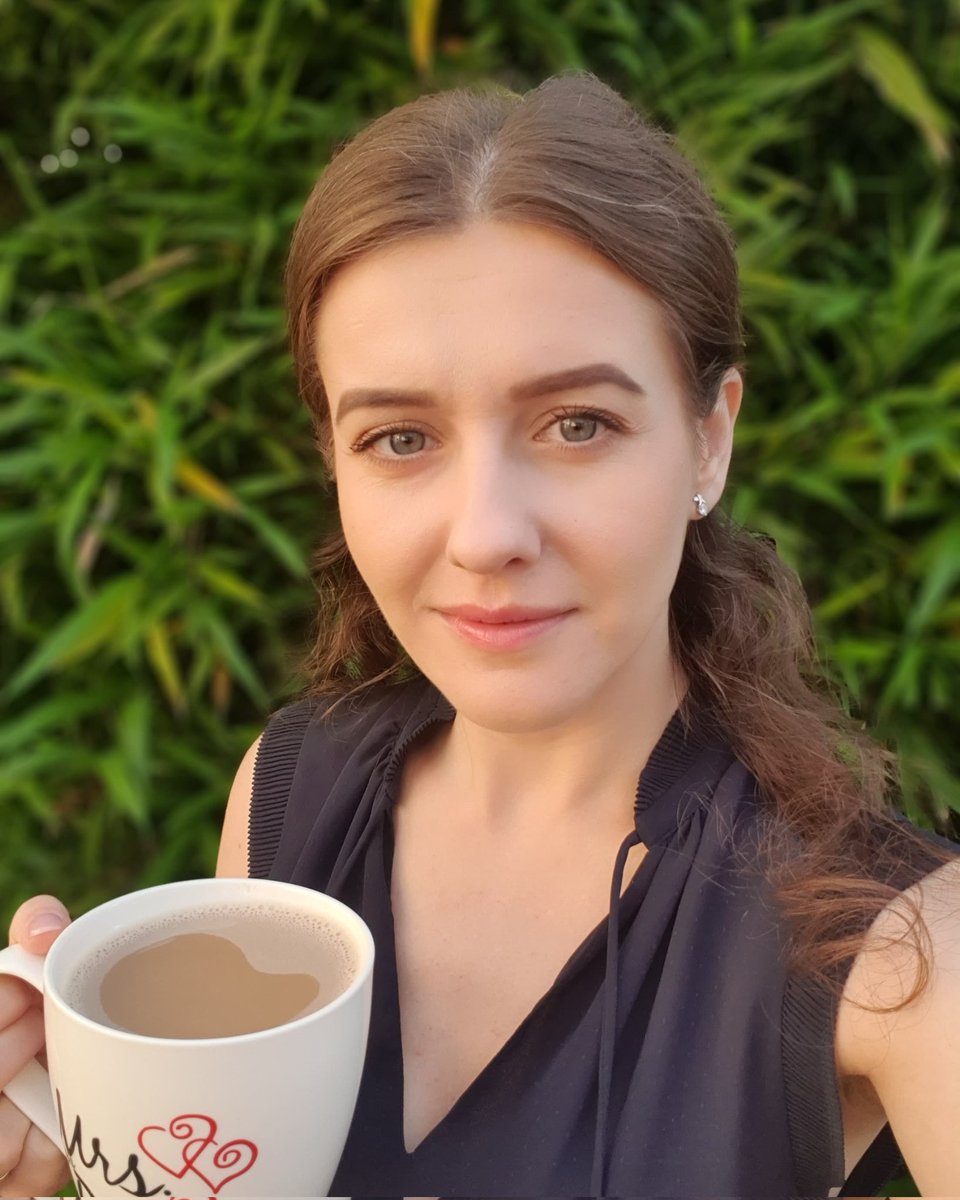 KatarzynaAmber's tweet photo. Słońce☀️Mamy w końcu słońce ☀️
Ciekawe na jak długo 😂 może do południa wytrzyma 🙈

Człowiek nie zdaje sobie
sprawy jak bardzo go potrzebuje,
dopóki nie ma go na co dzień ☀️
Szkoda tylko, że nie zostaje ze mną cały rok... 
Trzeba się przeprowadzić do jakiegoś ciepłego kraju 😂 https://t.co/bXtED7Du71