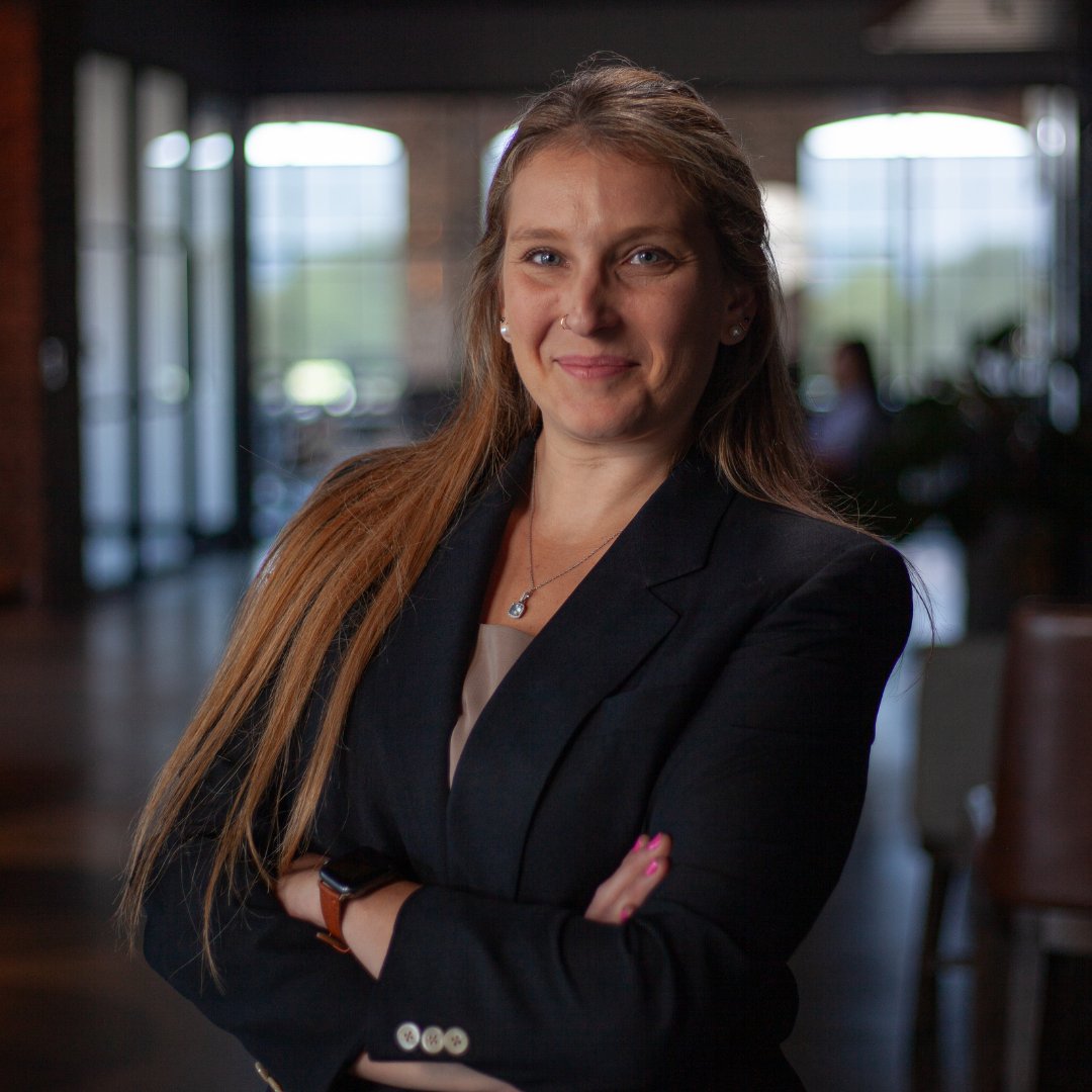 Cargo just added some fresh new talent! Please welcome our new Account Supervisor, Anna Bartok. We’re stoked to add her 10 years of experience and expertise to our Greenville office.  

#NewHire #AccountManagement #B2Bmarketing #Leadership