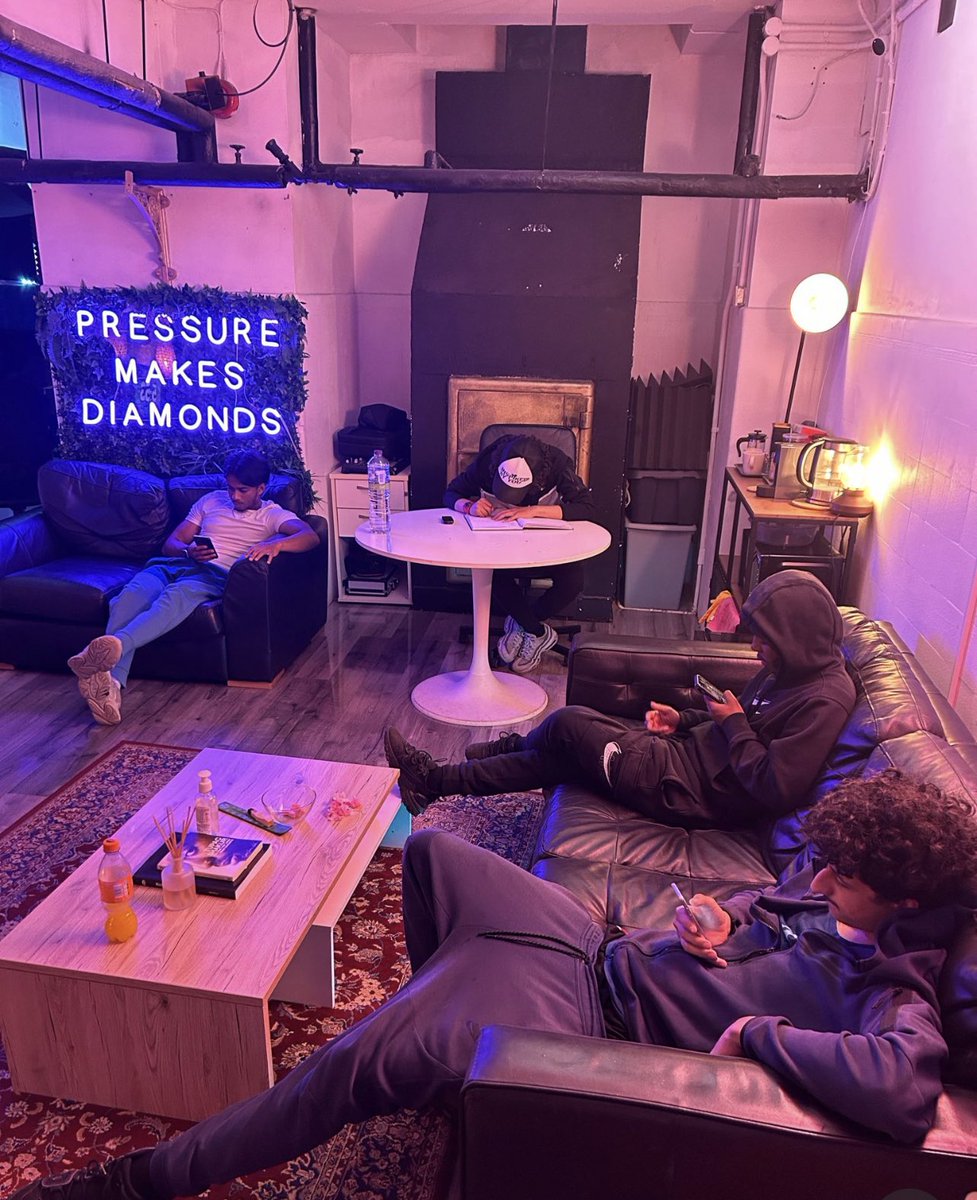 Over the summer holidays we are delivering weekly studio sessions with young people from two different communities. Working with Silkcrayon in Butetown we have been supporting young people with safe place to write and record at no cost. They are loving it #createivespaces