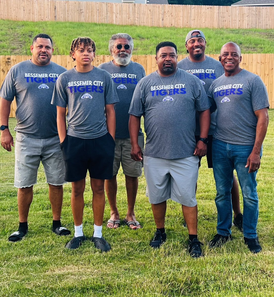 DanaArreola5's tweet photo. Just can’t hide that Purple Tiger Pride!💜 https://t.co/ChqBiU3wYq