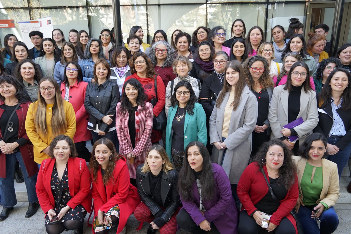 UAinvestigacion's tweet photo. 💯¡Ayer fue un día de avances en ciencia!

🫱🏼‍🫲🏽En la @autonomadechile, el @min_ciencia y los equipos InES Género de las universidades, dialogaron para promover la igualdad de género en CTCI

💡Además, @AnidInforma lideró una jornada  sobre brechas de género en proyectos SPI-Fondecy https://t.co/zjQCeyLvy0