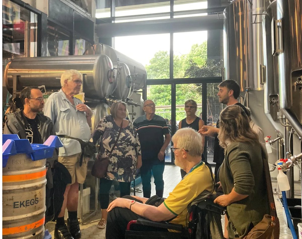 wwlwest's tweet photo. Last week, some residents at Mears Care's Blaise Weston Court had their wish to visit Left Handed Giant Brewing Co. granted. 🍻
Huge thanks to @LHGBrewingco's Alex and Luke for the insightful tour and tasting experience!
#wishingwashinglinewest https://t.co/iY39KR9b8Q