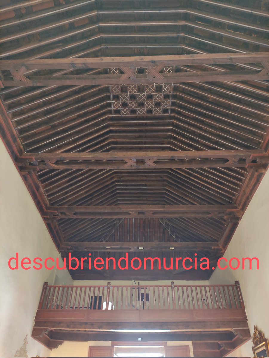 ⛪ Artesonado mudéjar. Iglesia de San Andrés
📍 #Mazarrón #RegióndeMurcia

🌐 Más información aquí 👉 descubriendomurcia.com/iglesia-de-san…