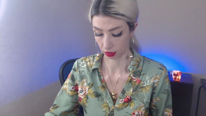 I'm online @MyFreeCams! #onmfc https://t.co/PlGLdxpTSz 💚 https://t.co/OyuwN5EmFM<a class="tags" href="/tag/myfreecams">@myfreecams</a><a href="/tag/onmfc"class="tags">#onmfc</a>