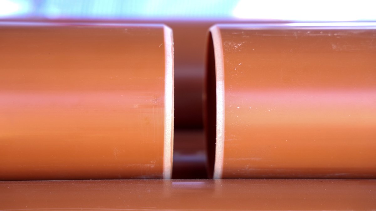 We believe that every groundworker needs to have the ultimate set up.

At Drainfast Ltd we have a range of The SiteStak System available now.

Fully customisable with an optional clamp, saw guide, and chamfer drill attachment.

#drainage #stillage #groundworks