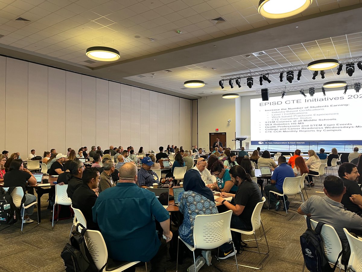 The largest school district in El Paso @ELPASO_ISD hosted Career & Technical Education teachers @ESCRegion19 having a world renowned educator speaker @DannyBrassell 
boosted our teachers to be ready @fmarquez100 @DsayavedraEPISD @MCarmona_EPISD @EPISD_COTE