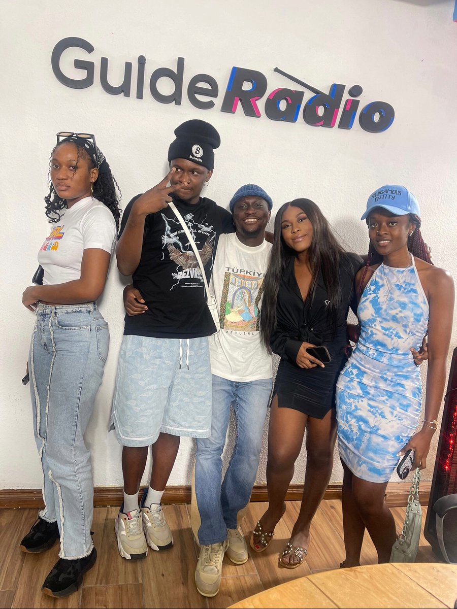 adokwei_savage's tweet photo. Baddies bebree 3ns3n nkwan..

The other day with @kul_DRiZzy on #Simmerdown

cc: @naaddi_ https://t.co/JG0EES2ZeJ