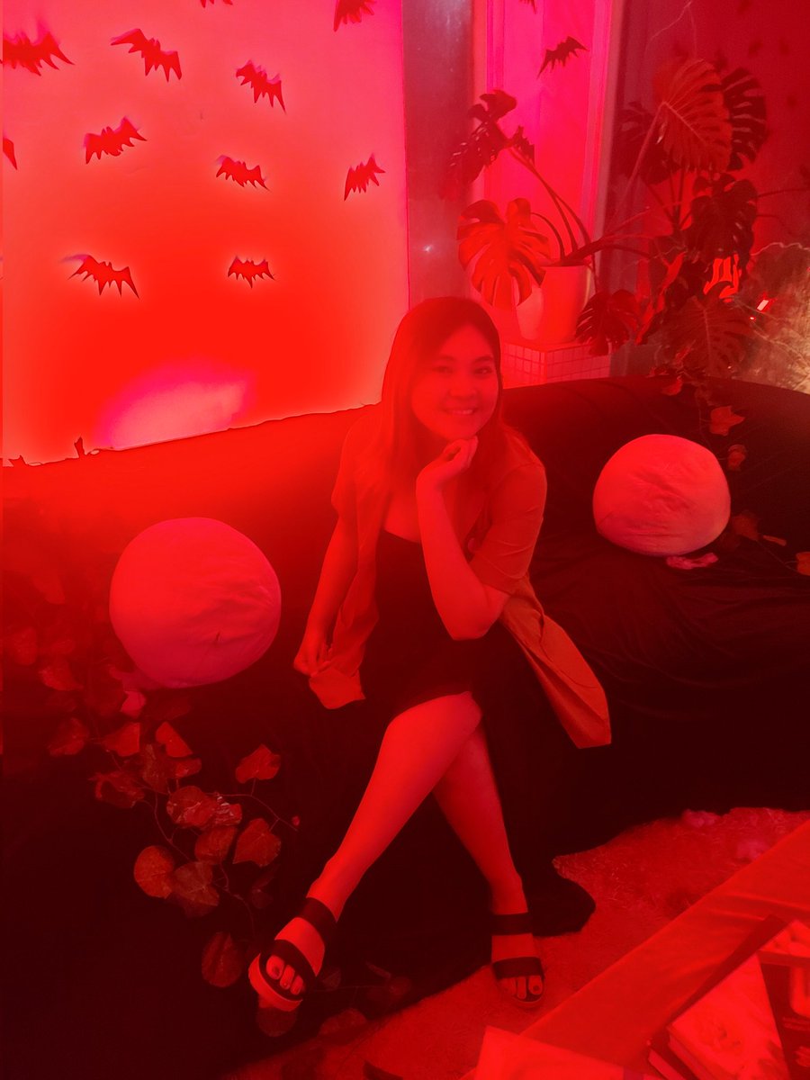 fabulous_sugoi's tweet photo. Oh what a mesmerizing, paralyzing night full of thrills
Thank you for this @UMUSICPH had so much fun ππ #ORVampFireNight https://t.co/cbcAHOuq3f