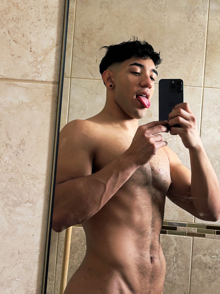 TopModels__OF's tweet photo. 👇🏻Estoy en linea ahora!
https://t.co/DMKQOGtkyE 
EGGPLANT UNIVERSE 🌎🍆 https://t.co/zxYgFP6kMc