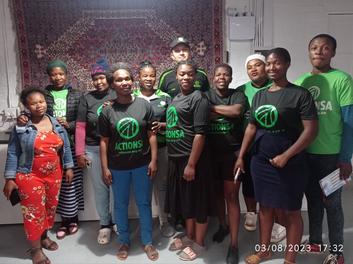 pierrelerouxza's tweet photo. Chairpersons of Ndlambe wards 5, 6 and 7 and their committees met this evening in Bathurst to plan  branch meetings and activities for August. Big thank you to Ravats Persian Carpet Gallery in Bathurst for the venue. @ActionSA_SarahB  @ActionSA_EC 💚🙏🏽🇿🇦 https://t.co/xmpKroRQy6