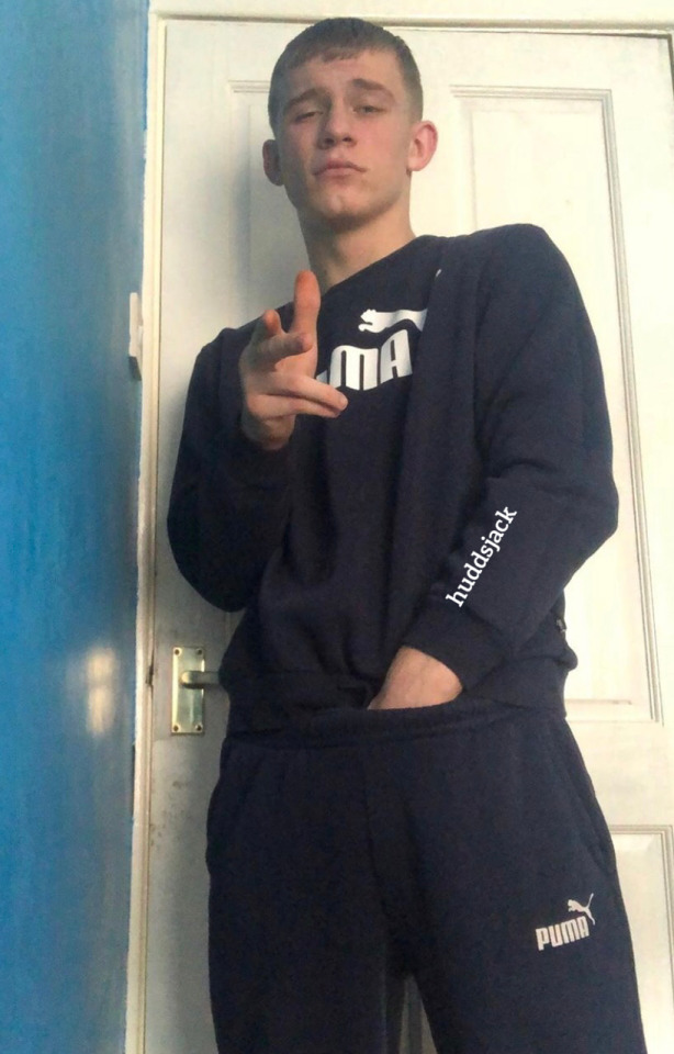 ScammMaster's tweet photo. I will intoxicate your mind and you'll ask for more.

Get into my DMs now

#scam #scammed #cash #cashmaster #findom #loser #wallet #serve #ATM https://t.co/EHr2sjEHs6