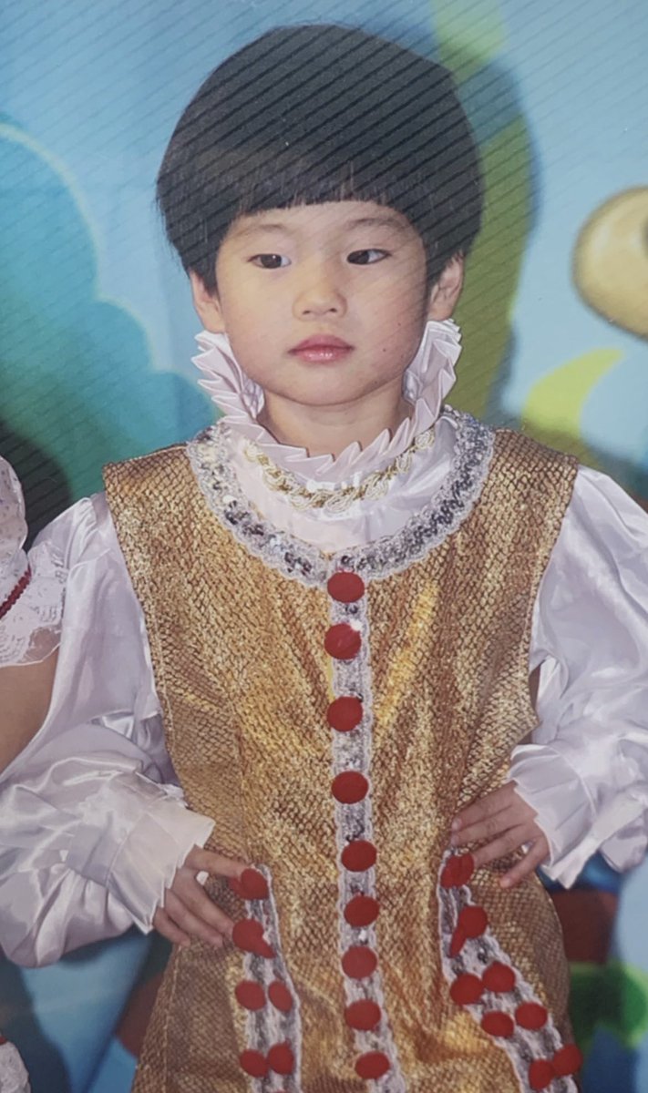 im dying why is he so cute 😫😫😫😫😫