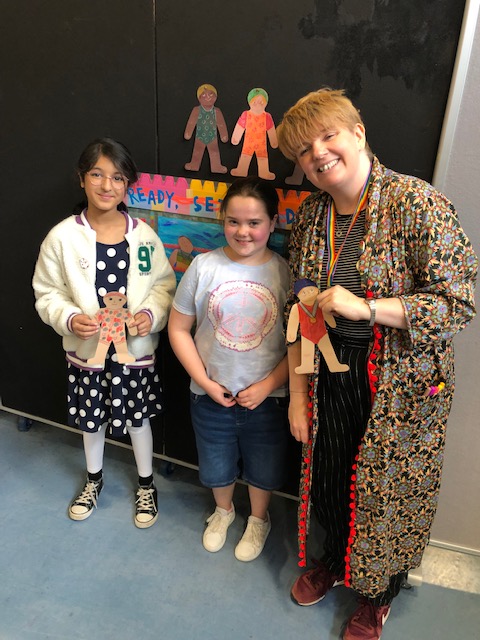 Oldham Libraries tweet media