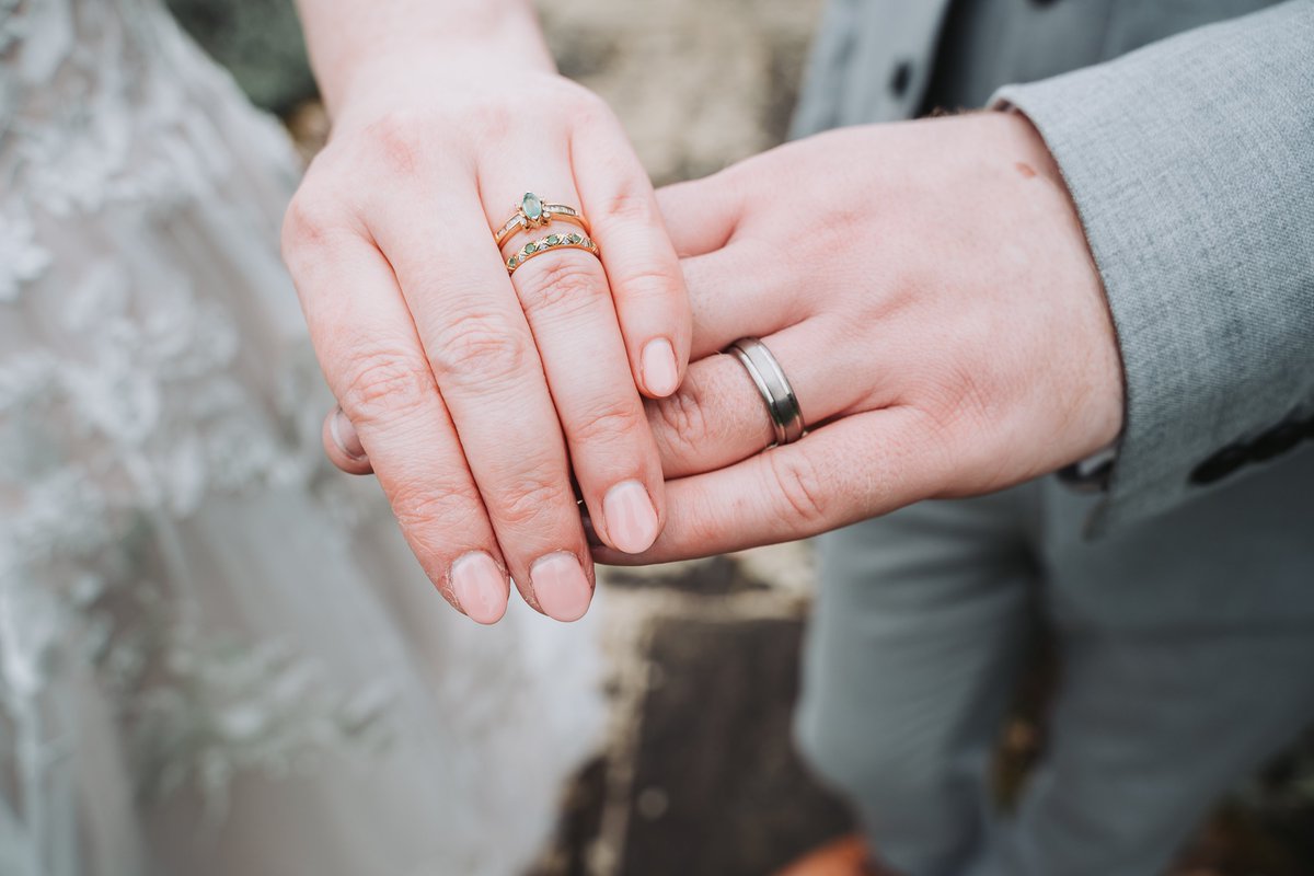 Asmrran's tweet photo. Yearly life update, got married in April and genuinely forgot to post anything, whoopsy 🥹 https://t.co/aeas90nyog