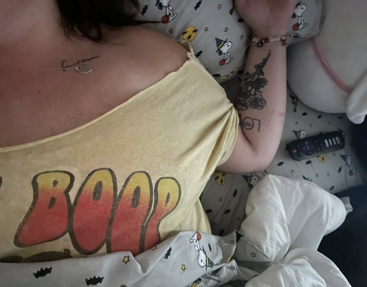 goddesskatees's tweet photo. How does it feel that you work your 9-5 and i lay in bed and get paid for it 😘 suck it up loser ! 

findom finsub cashcow paypig humanatm cashslave moneyslave brat cuck femmedomme cashapp domme dom sub beta betasub whalesub https://t.co/iUqoy5F5Dt