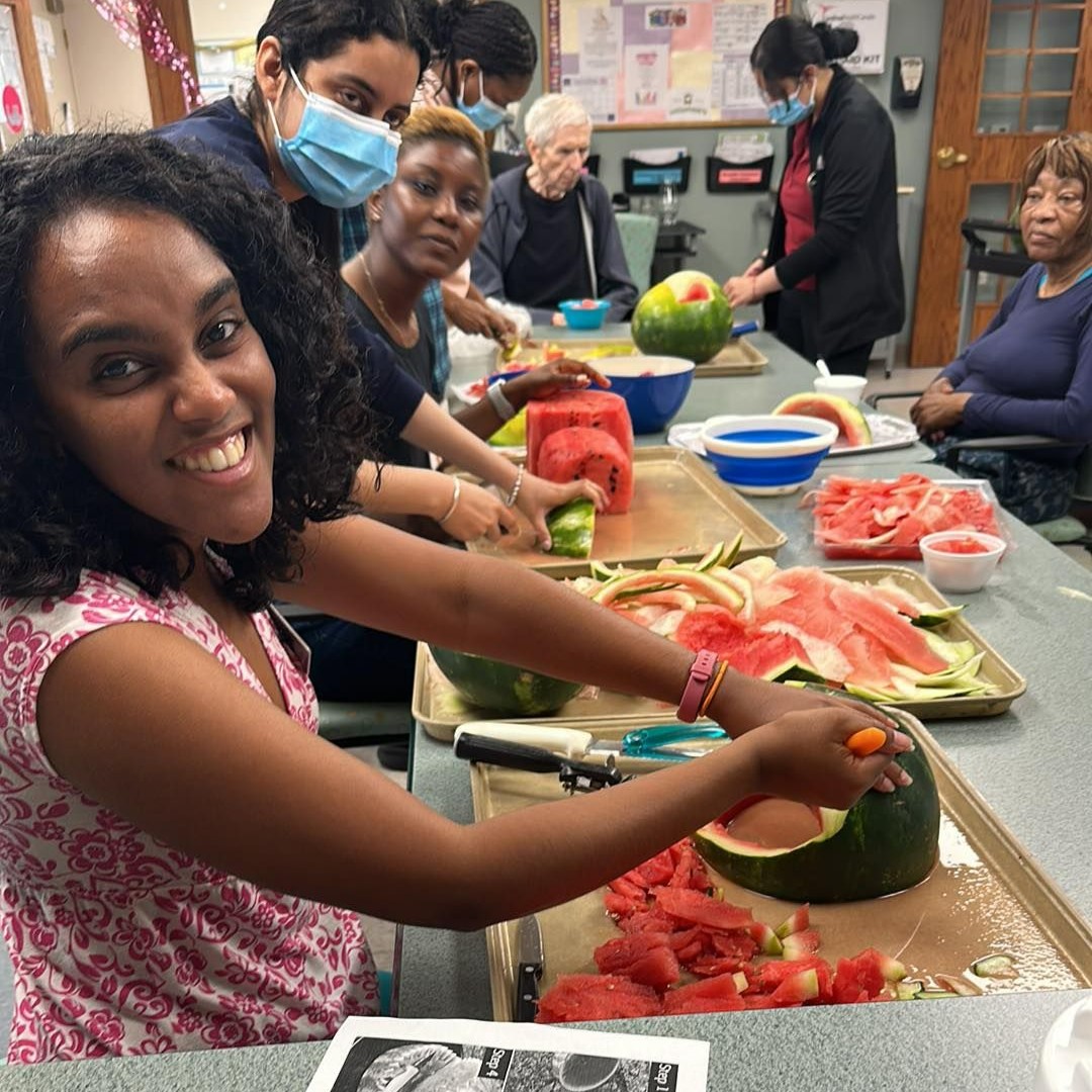 SchlegelVillage's tweet photo. π Carving our way to a juicy masterpiece! π¨π
πΈ The Village of Taunton Mills carving watermelons as they enjoy the summer
#WatermelonDay #FruitfulCreativity #VillageLife https://t.co/J1xPwWH9PX