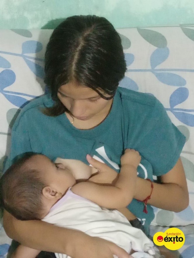 CarmenEmiliaESE's tweet photo. La Lactancia materna es el acto de amor que más alimenta y el principal antídoto contra la desnutrición crónica. #Lactatón. @Fundacion_Exito https://t.co/gZtkMghpVi