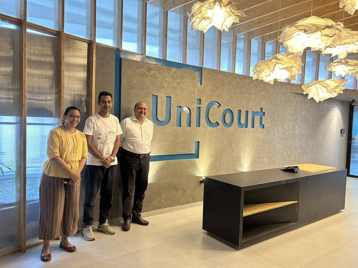pshenoymi's tweet photo. With @rohithbhat and @shylajarao at @UniCourtInc in Mangaluru. https://t.co/PnZq7puqIS