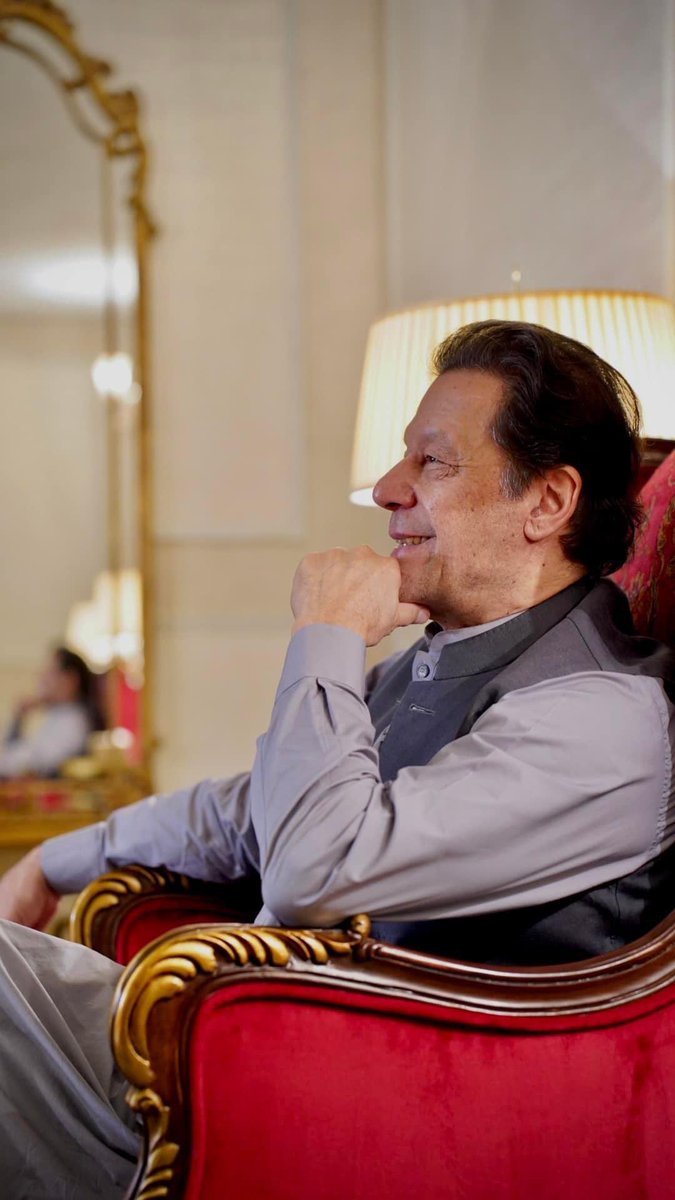 PTIofficial's tweet photo. PTI Chairman Imran Khan earlier today in Zaman Park https://t.co/n0sQqyOJvy
