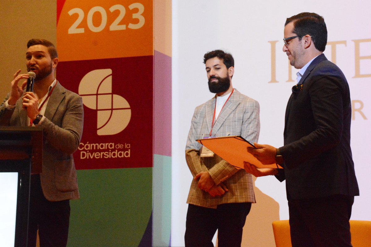 InterConCtg's tweet photo. Tenemos un compromiso inquebrantable con la creación de ambientes seguros para todos nuestros visitantes, colaboradores y huéspedes. ¡Ahora somos una empresa con Sello #FriendlyBiz! @camdiversidad - https://t.co/dZJAA5vIR7 https://t.co/jTHGFBvg31