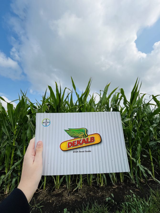 DEKALB Canada tweet media