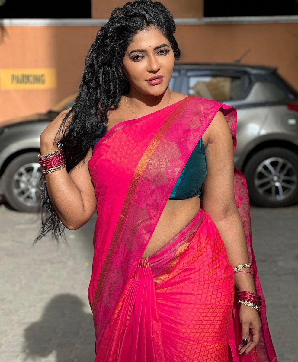 ActressVault's tweet photo. Actress Reshma Pasupuleti... https://t.co/iO2cNF4uSB